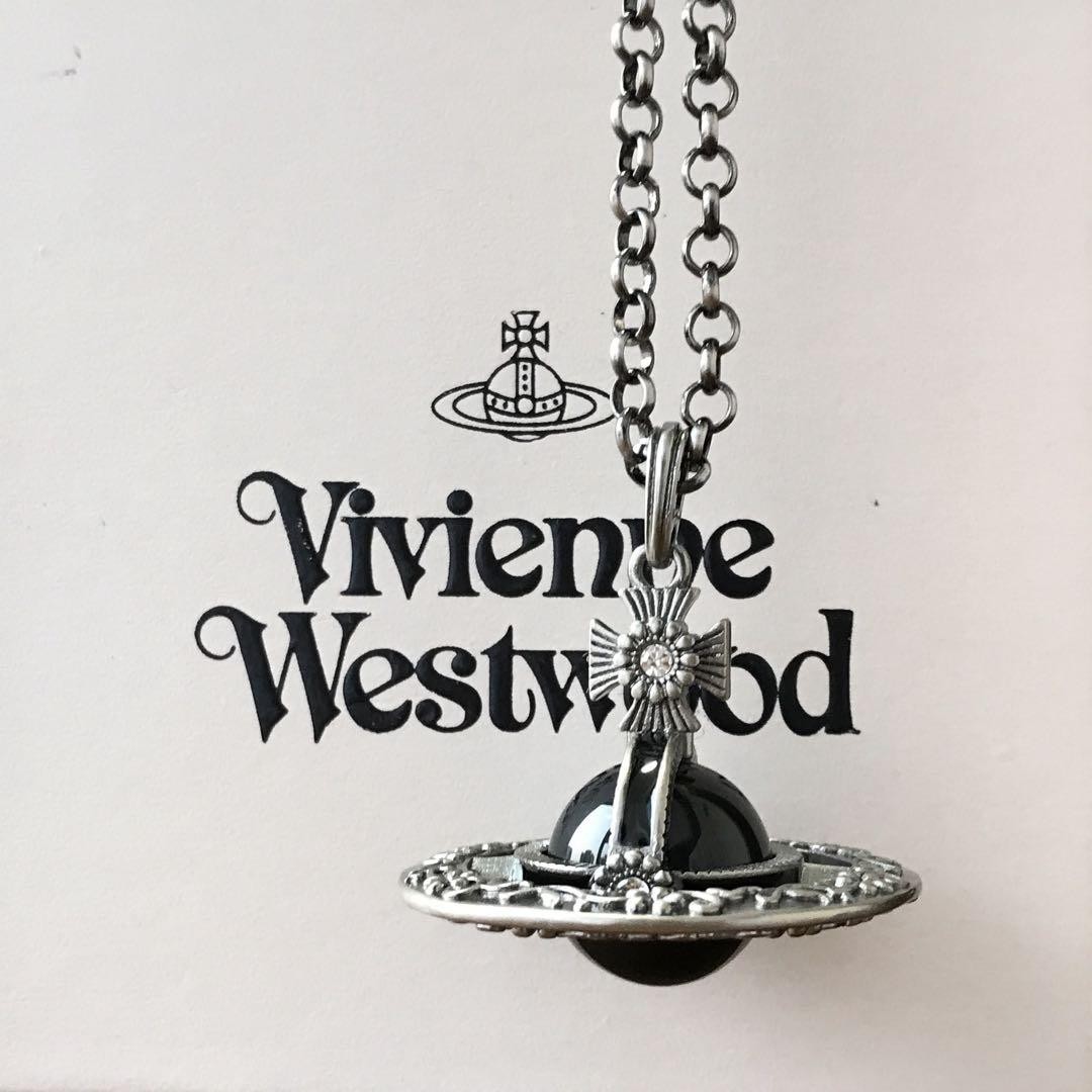 Vivienne Westwood Small Orb Necklace Flower Black Gunmetal 4.5 In Box/Drawstring