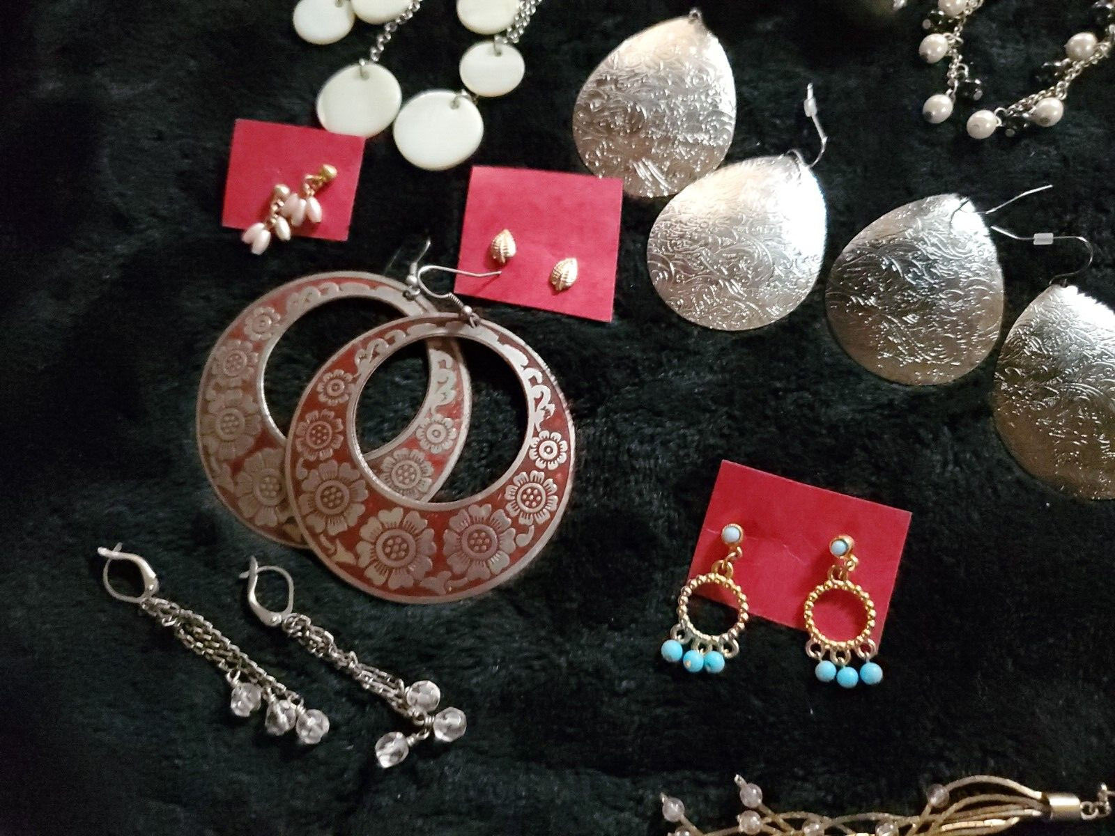 Earrings Lot Of 15 Pairs Pierced Mixed Styles Estate. (E2)