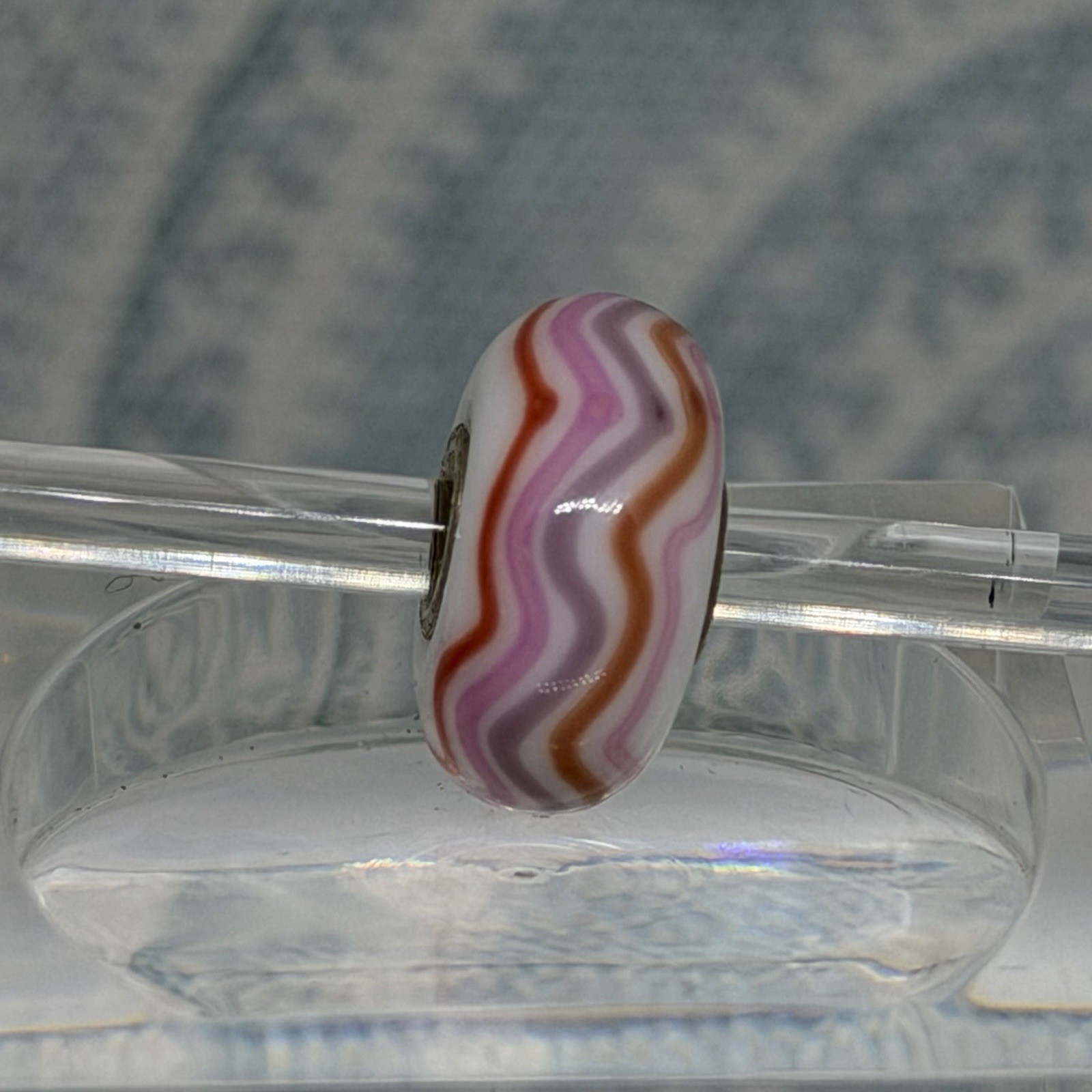 Authentic Trollbeads OOAK Pink, Red & Purple Chevrons on White CC, New (114)