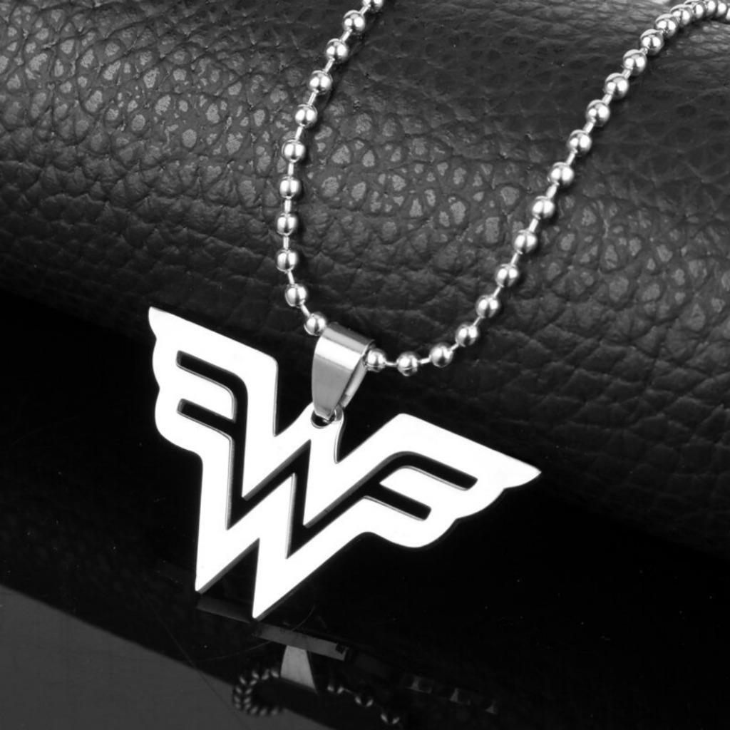WONDER WOMAN NECKLACE Superhero Stainless Steel Metal Pendant 70cm Ball Chain
