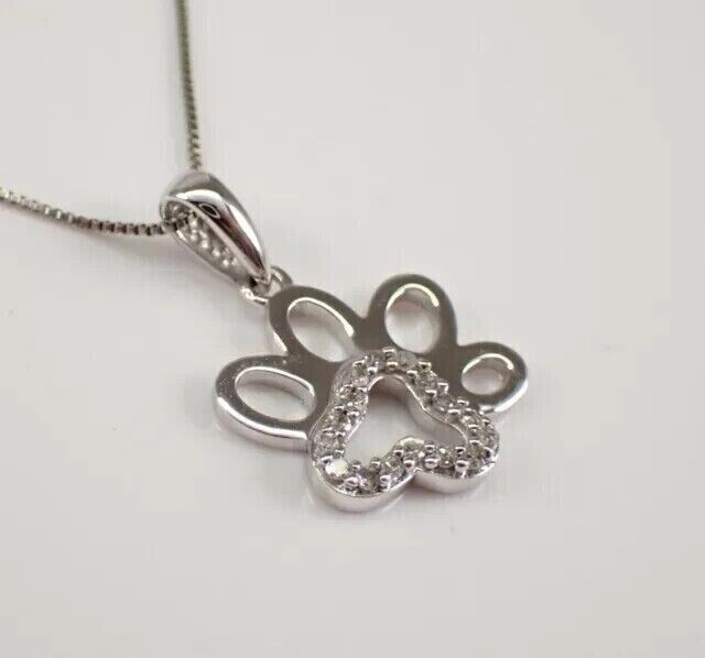 Round Cut Simulated Diamond Women’s Stunning Paw Pendant 14k White Gold Plated