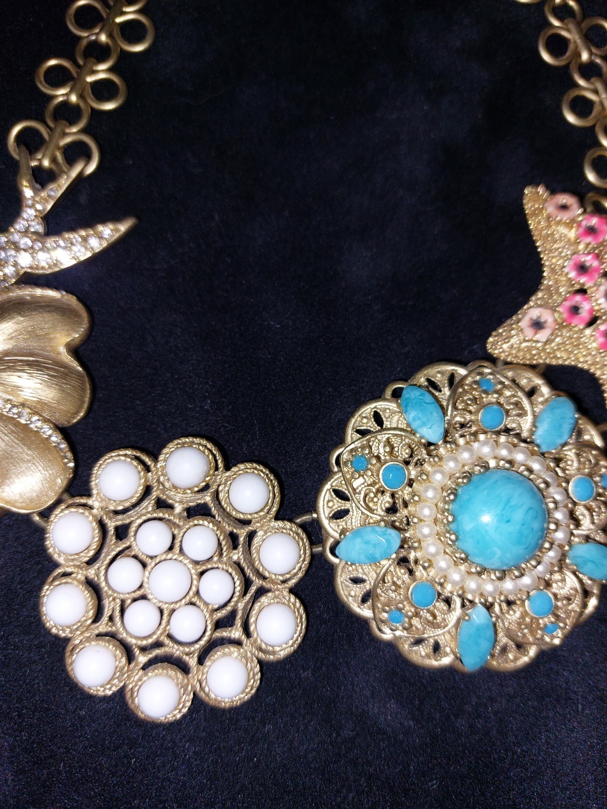 Stella and Dot Retired Bird of Paradise statement necklace Beautiful See Picture