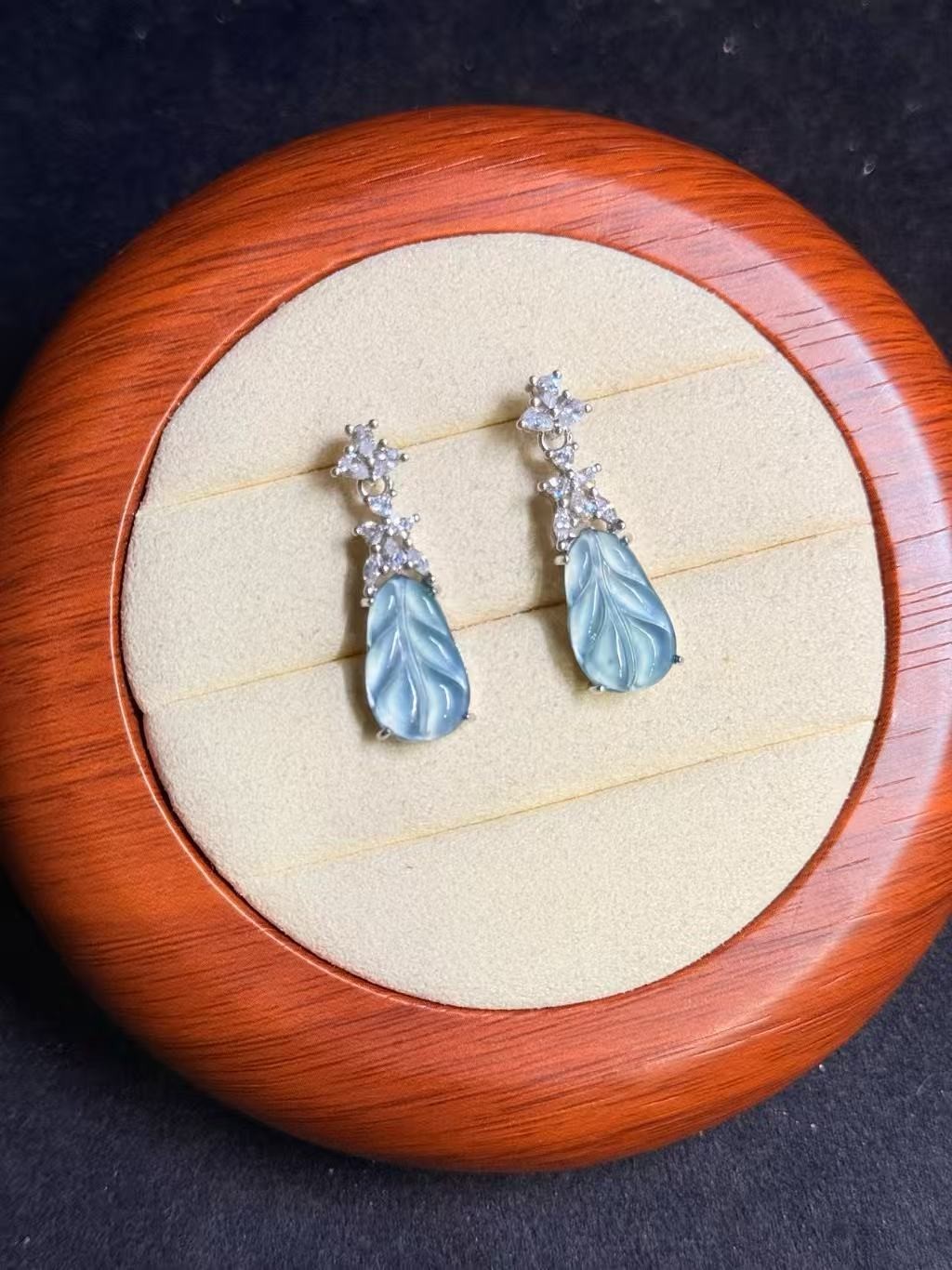 Nice Natural sky blue jadeite earring