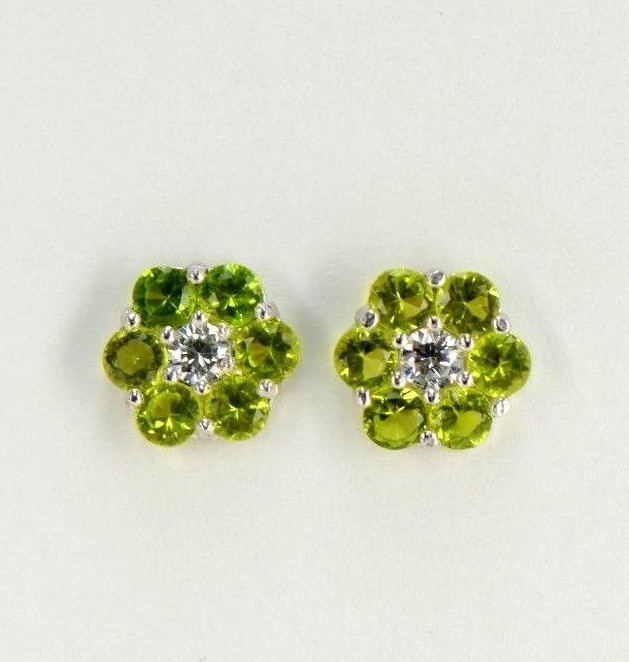 14k White Gold Flower Stud Earrings with Screw Back