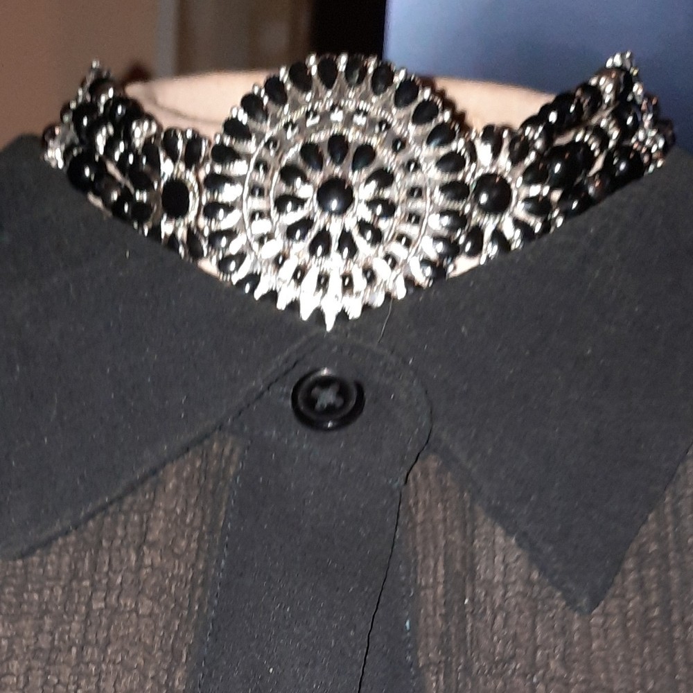 tribal neckpiece choker bead necklace adjustable black and silvertone statement