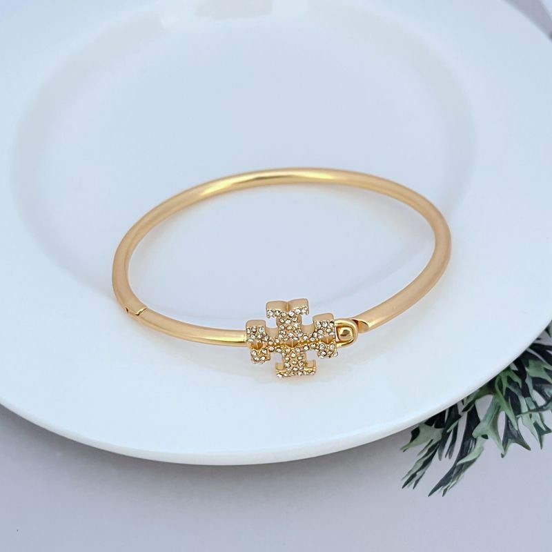 New Burch KIRA ENAMEL CHAIN BRACELET IN white with Jewelry Pouch – 7.5″