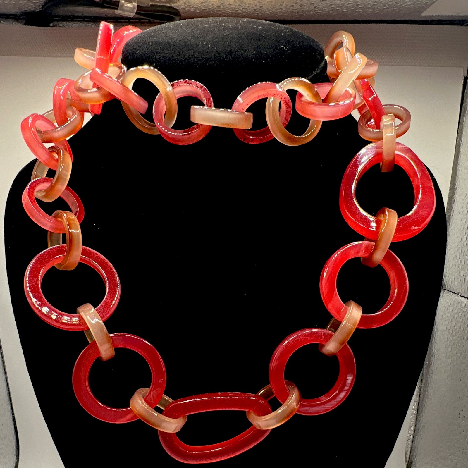 Pink & Beige Plastic Oval Link Chain Statement Necklace, No Stone