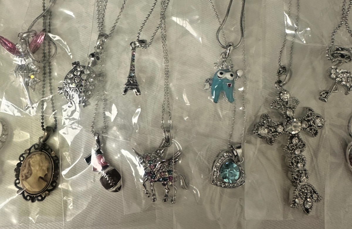 20pcs Lot New Crystal Charm Pendants Necklaces Jewelry #253 Gold Silver Tone