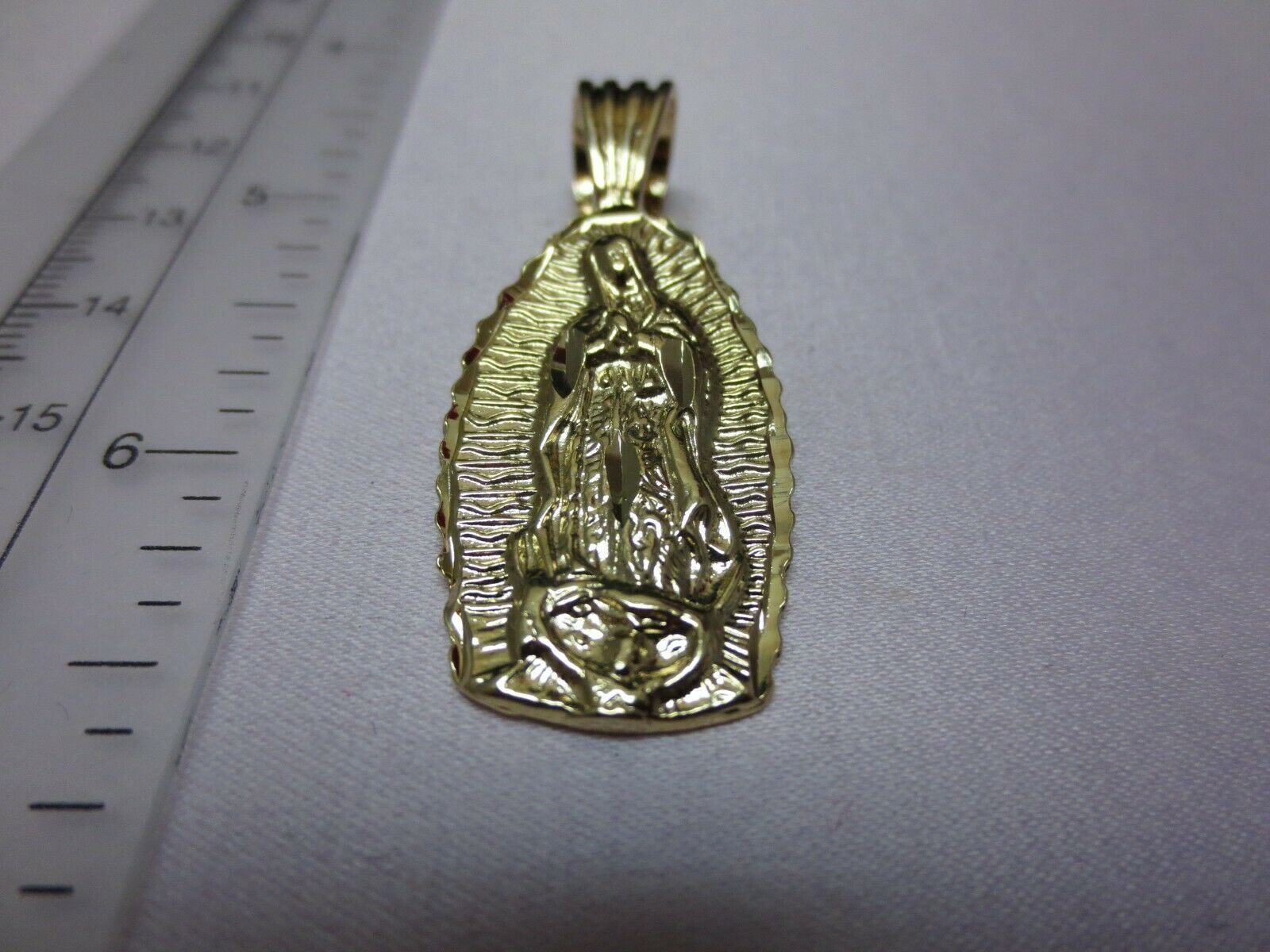 14 KT GOLD PLATED MADONNA VIRGIN MARY CHARM PENDANT-3002
