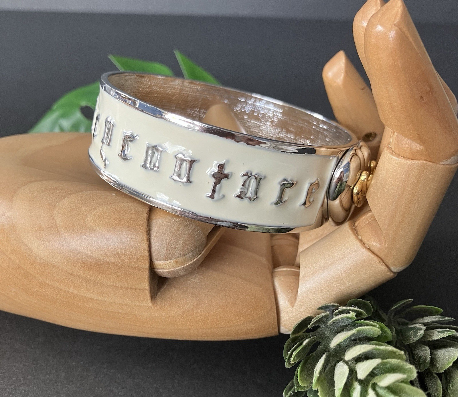 Vintage Y2K Juicy Couture Silver White/Cream Enamel Heart Bangle Bracelet