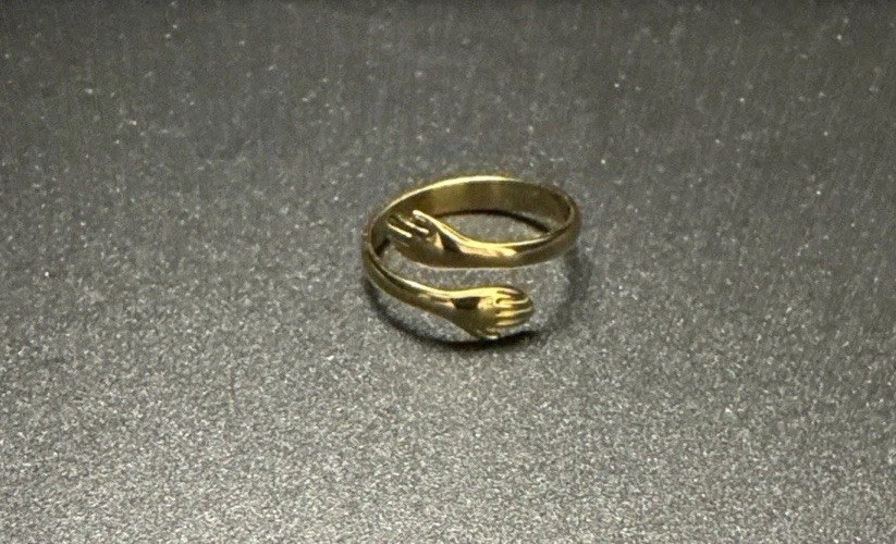 Plunder Design Trendy Fashion Jewelry Adjustable Gold Hug Hands Ring