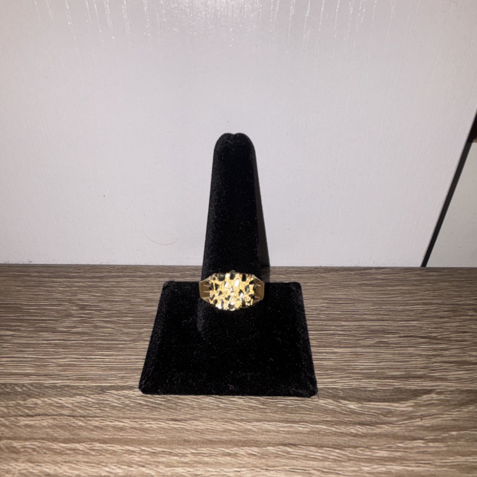 10K Yellow Gold Oval Nugget Style Ring Size 11.5