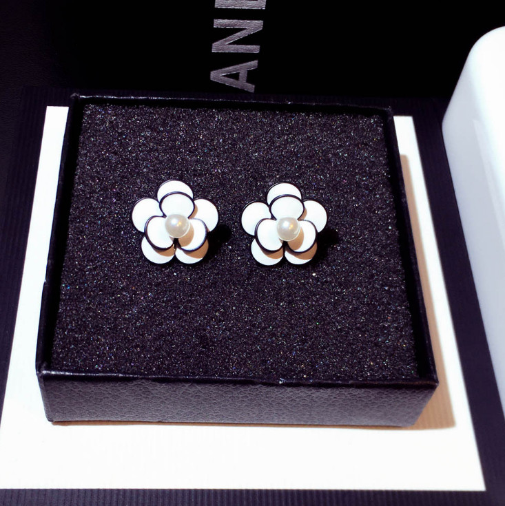 925 Sterling Silver Camellia Flower Faux Pearl Stud Earrings 0.8inch Women PE
