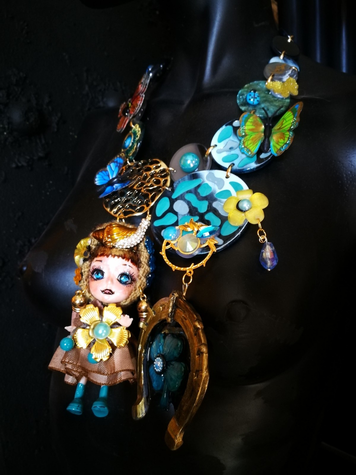 Horse Iron Four-leaf Clover Vintage Doll Head Jewellery Lucky Charm Butterfly