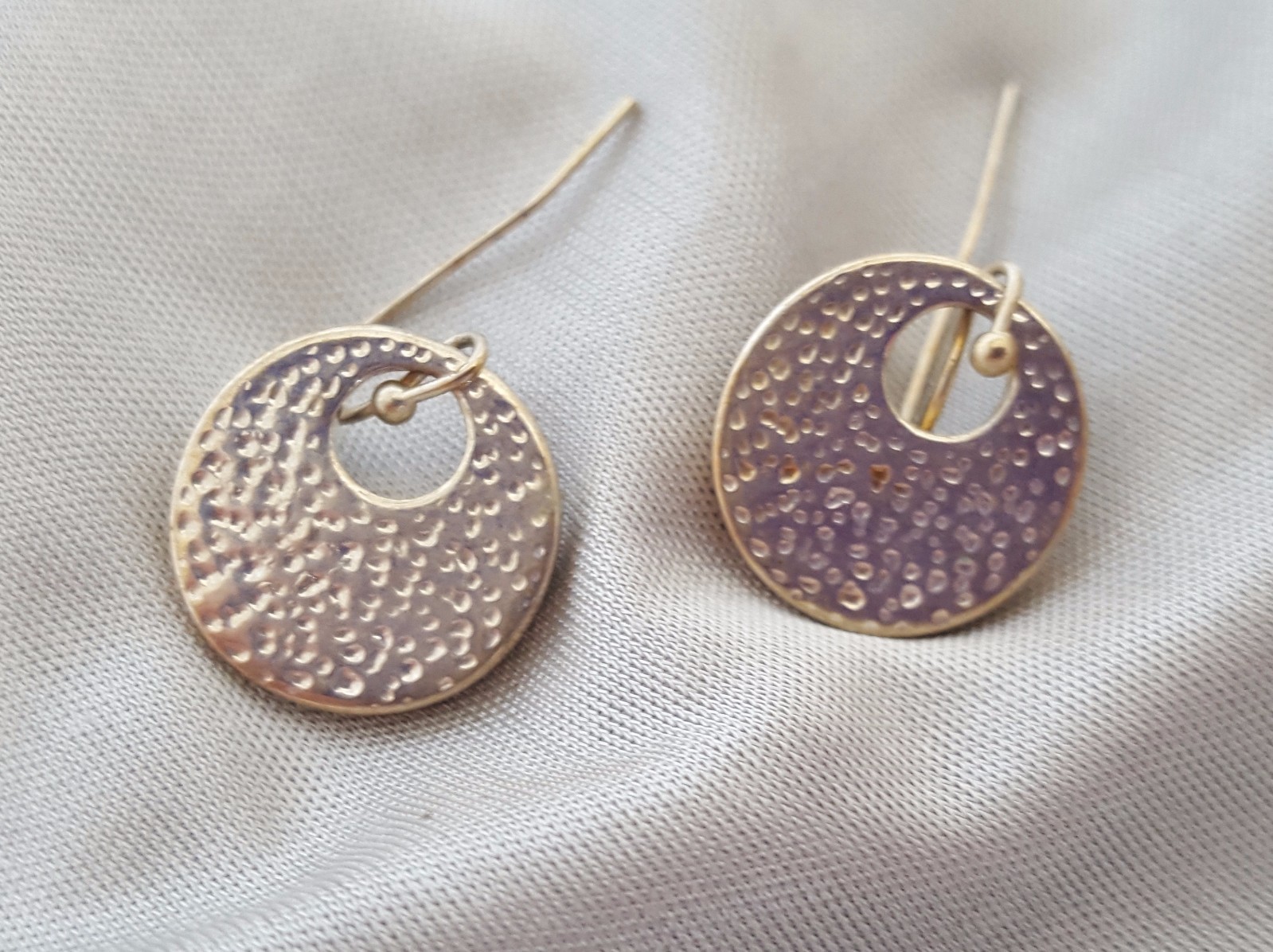 Earrings Hook Circle Moon Shape Glass and Metal Bronze Yellow Green Specked