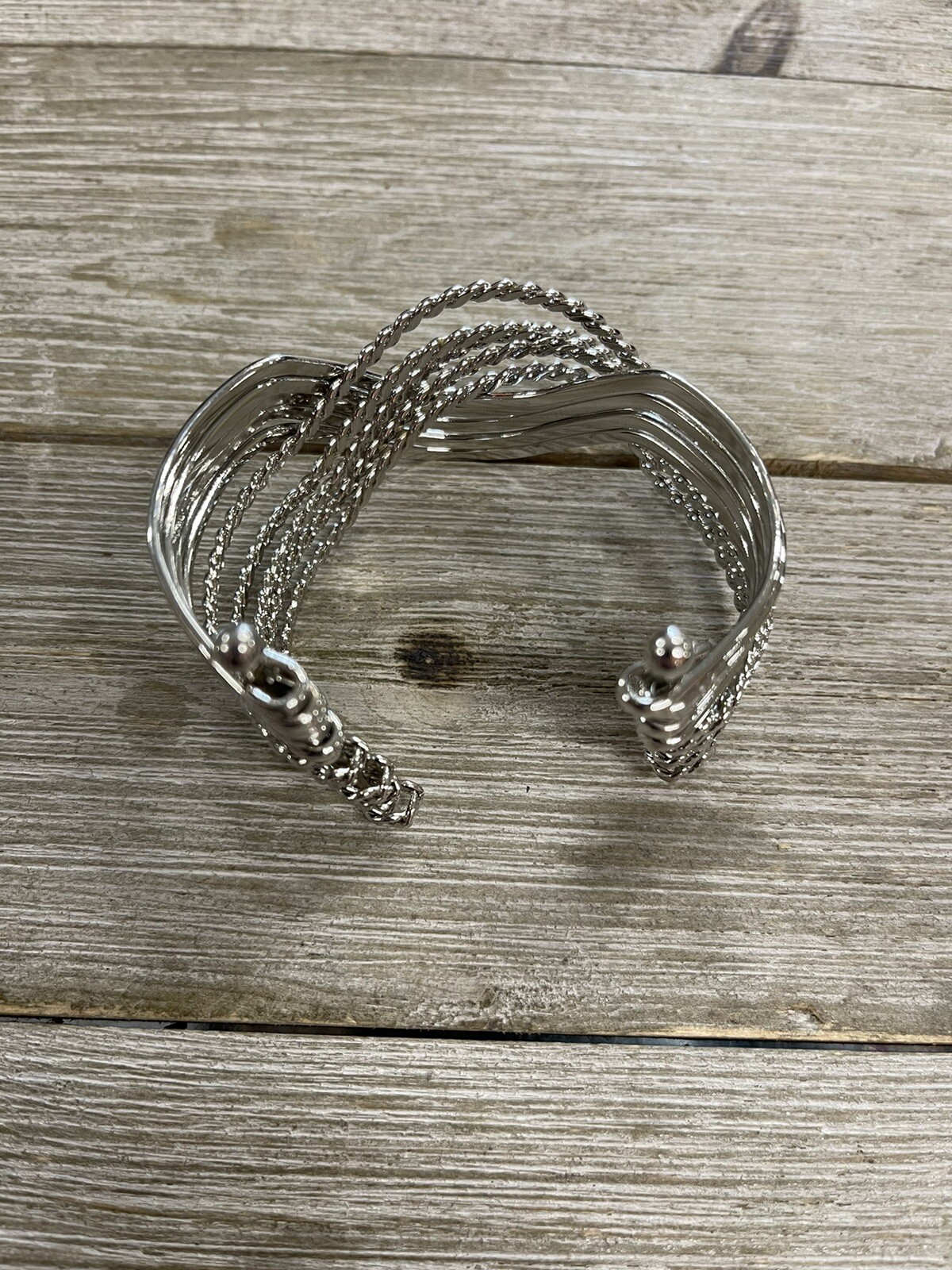 NWOT Palm Beach Jewelry Silver Tone Bangle Bracelet