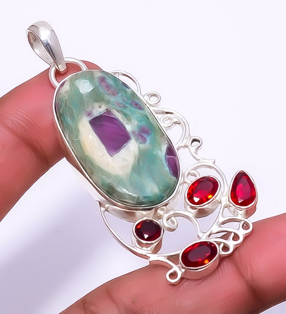 Ruby In Fuschite – India & Garnet Simulated 925 Silver Pendant 2.54″ P1550-14