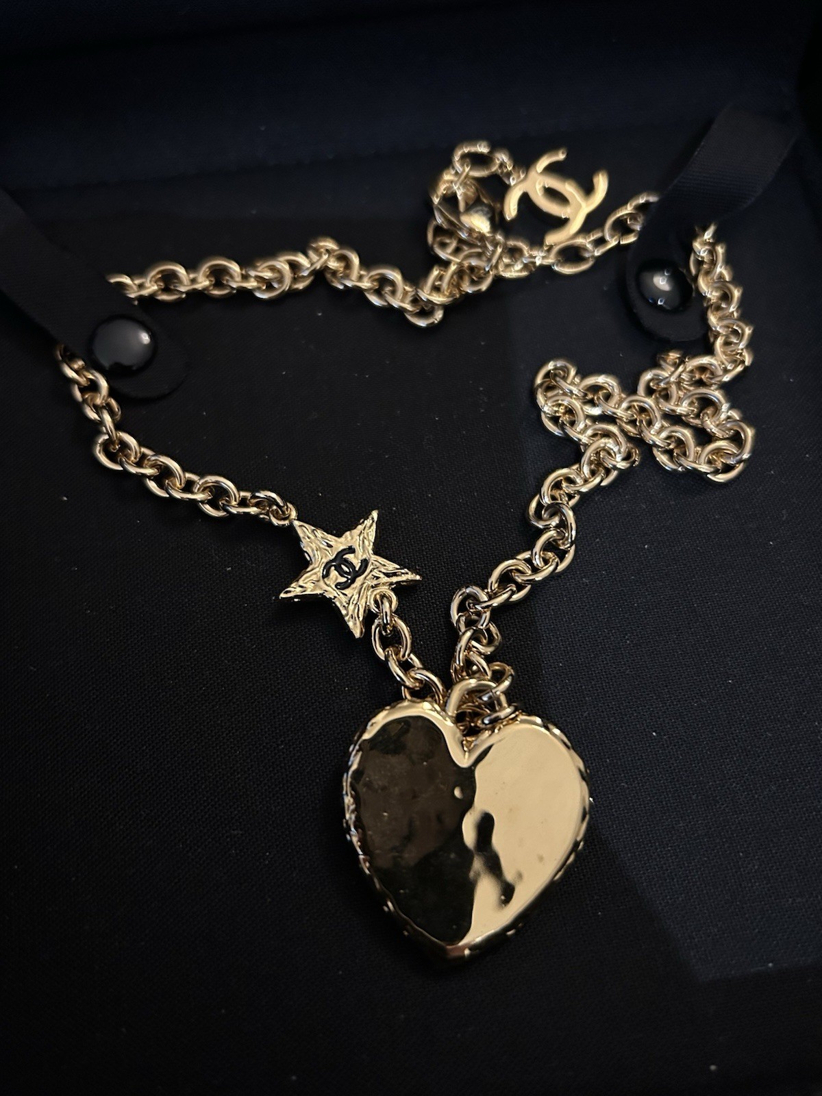 RARE Chanel Runway Coco Fashion Gold Black Heart Star Necklace AUTH NEW GIFTABLE