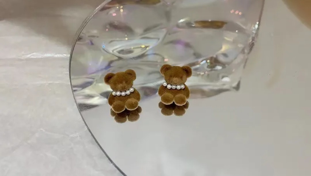 Unique Chic Teddy Stud Bear Earrings Y2K