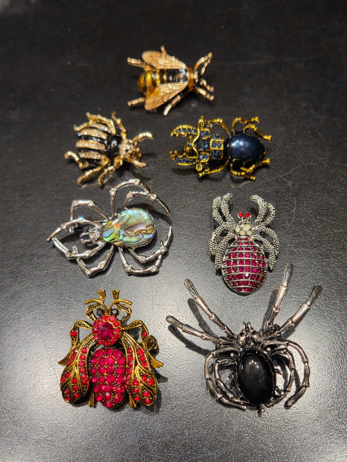 Gorgeous Rhinestone Spider Beetle Bee Bug Insect Brooch Pin Lapel Lot 293-63
