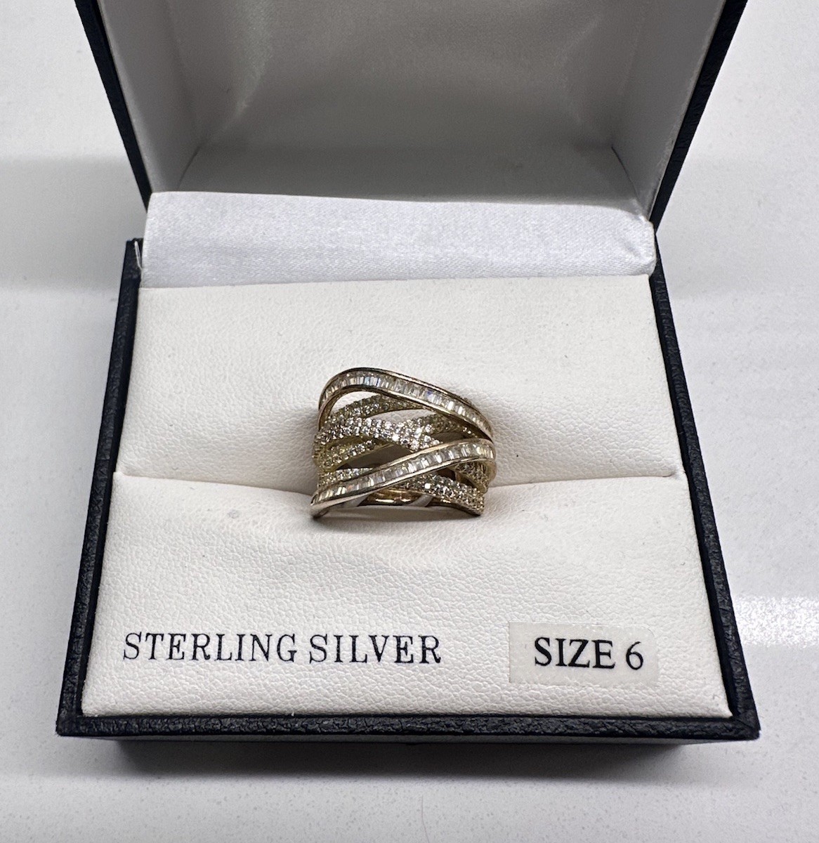Macy’s Sterling Silver Gold Tone Crisscross Statement Ring Size 6 FREE Shipping