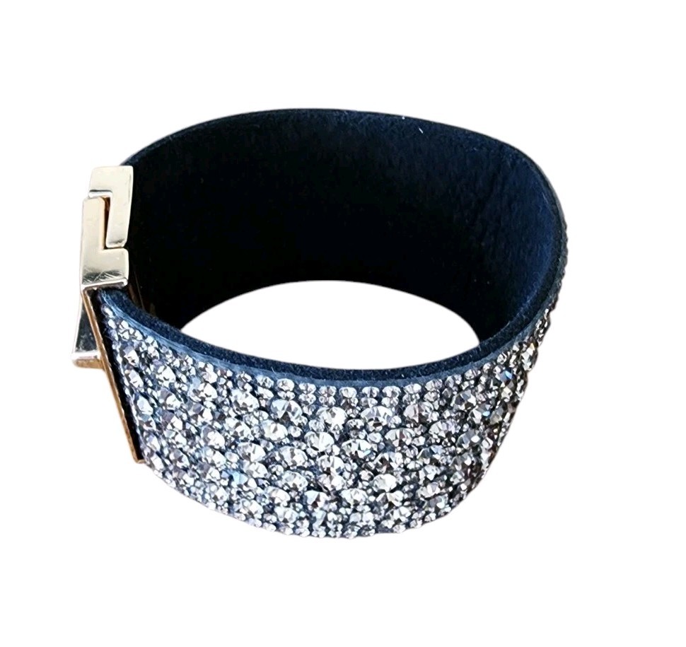 Elegant Champagne Crystal 1 1/2″ Wide Goldtone Buckle Band Wrap Bracelet