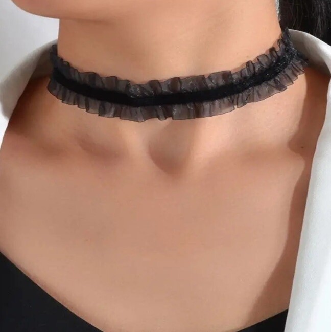 New Fashion Ladies Women Elastic Black,white Ruffle LACE Chakor Necklace party