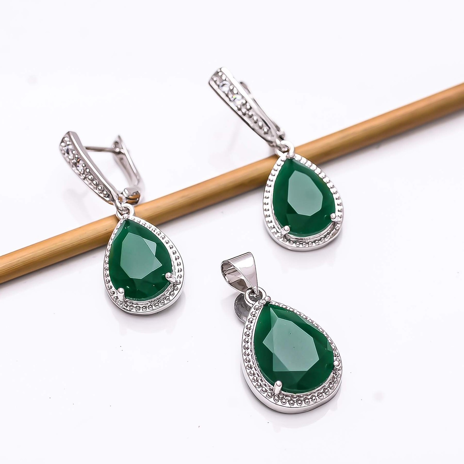 Emerald Simulated 925 Sterling Silver Pendant Earring Set PS8096, Christmas Gift