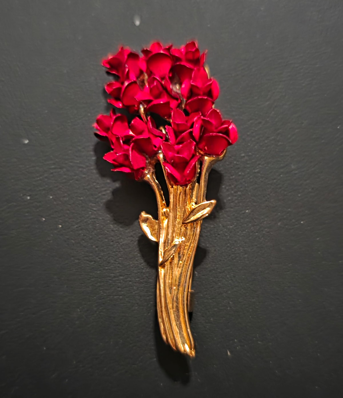Red Flower Gold Tone Metal Floral Brooch for Women