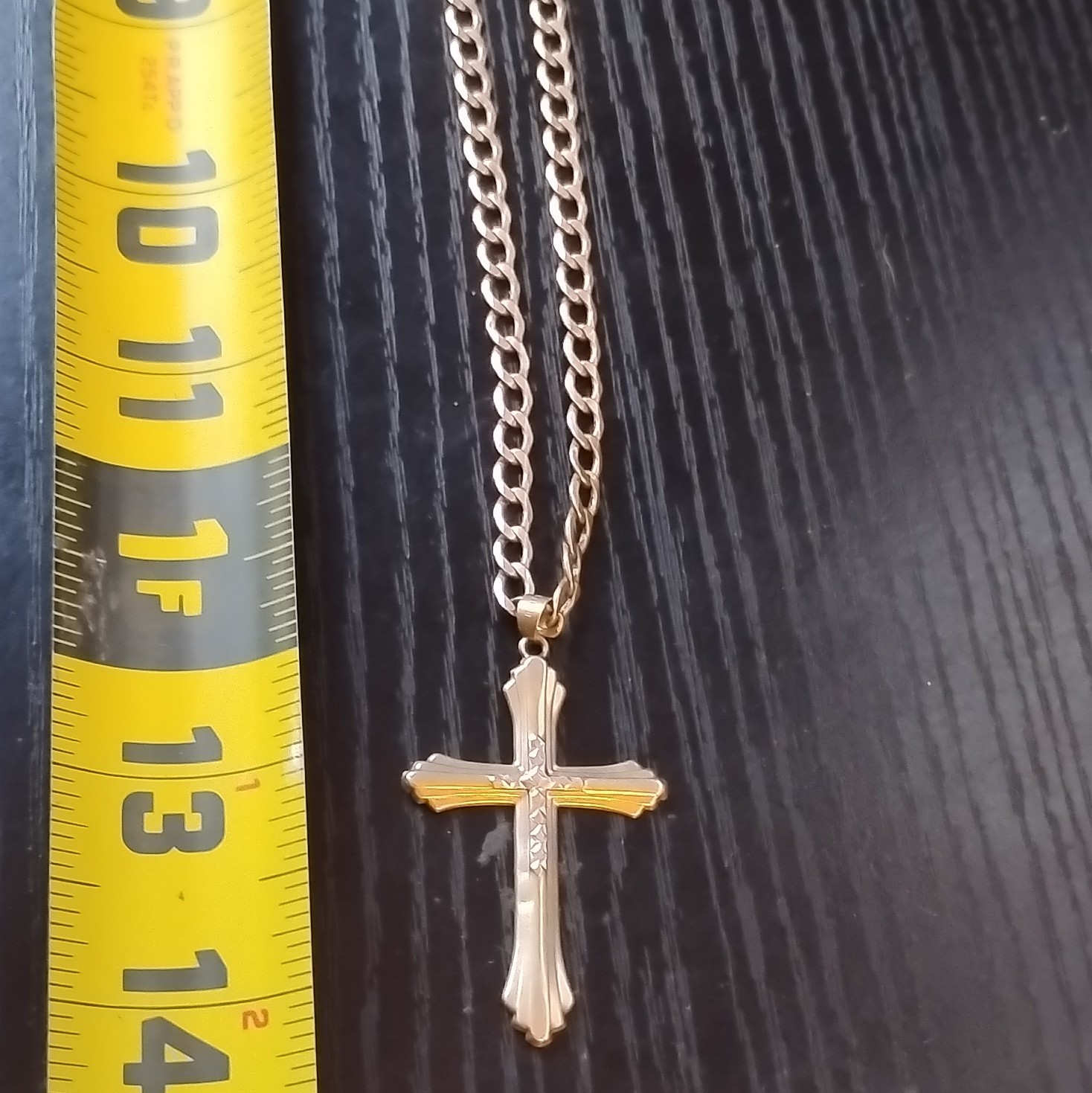 10K Necklace & Cross Pendant 24in Long 8 grams Yellow Gold Lobster Clasp Figaro