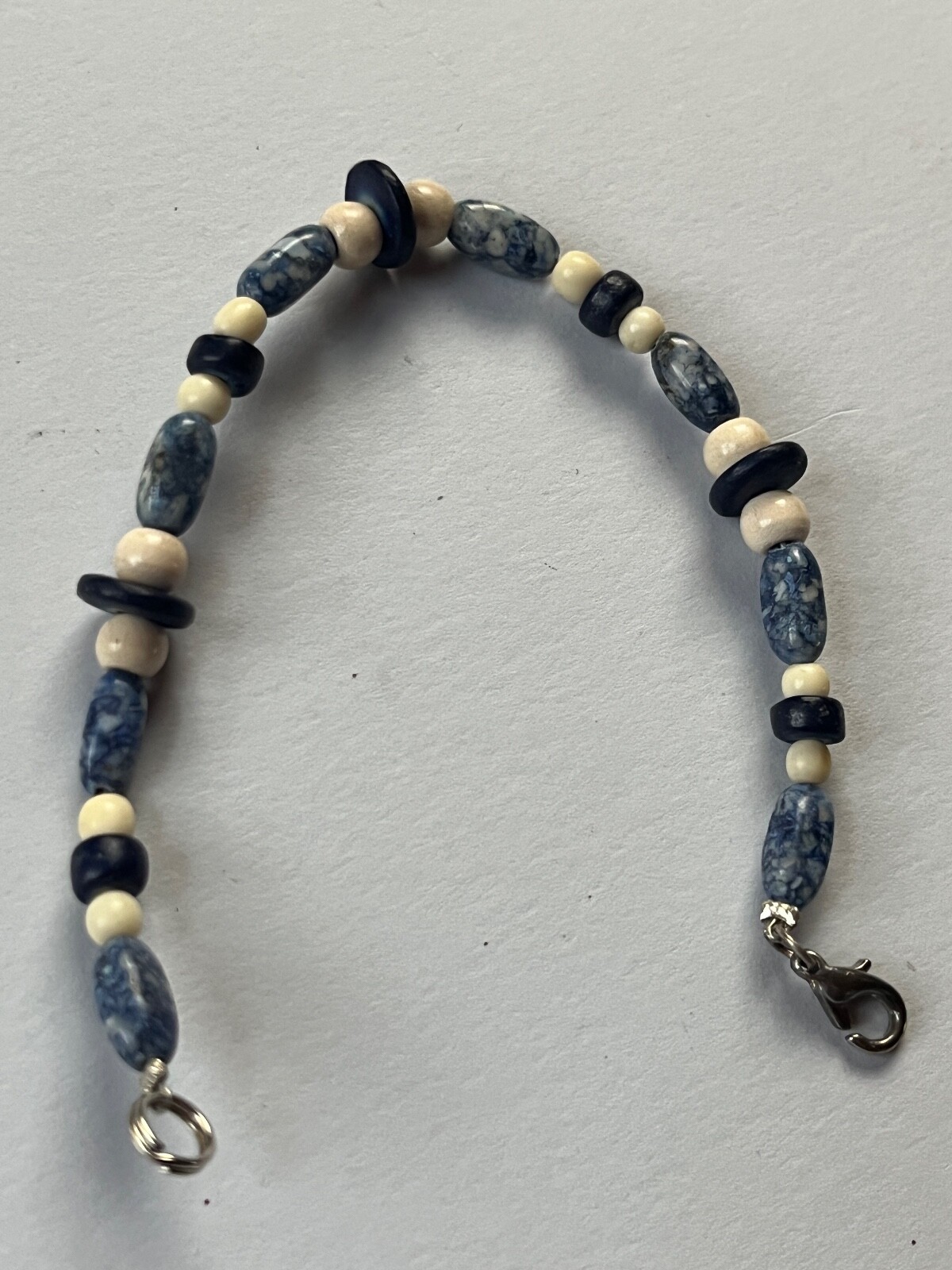 Denim Dark Blue & Cream Plastic Small Various Shape Bead Bracelet – 6.5 inches