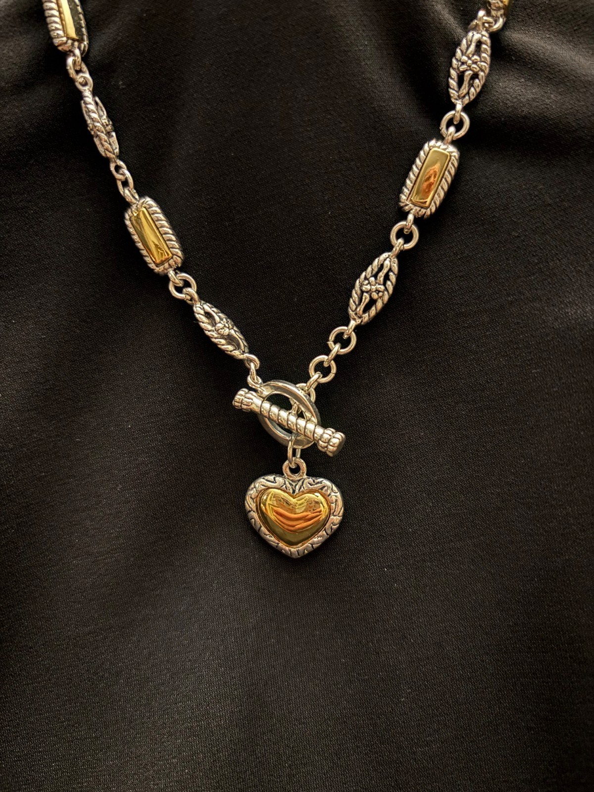 Premier Designs Everlasting Necklace – Silvertone and Goldtone w/ Heart Pendant