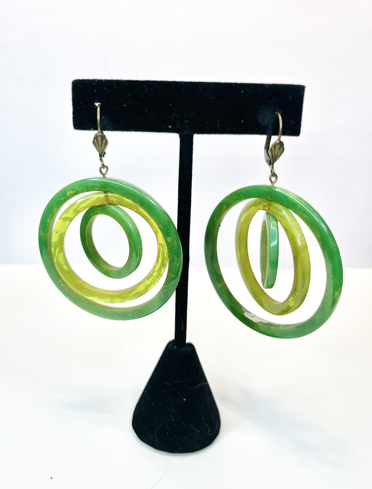 Vintage rare marbled green bakelite dangle hoop earrings Hook Closure 3.5 in