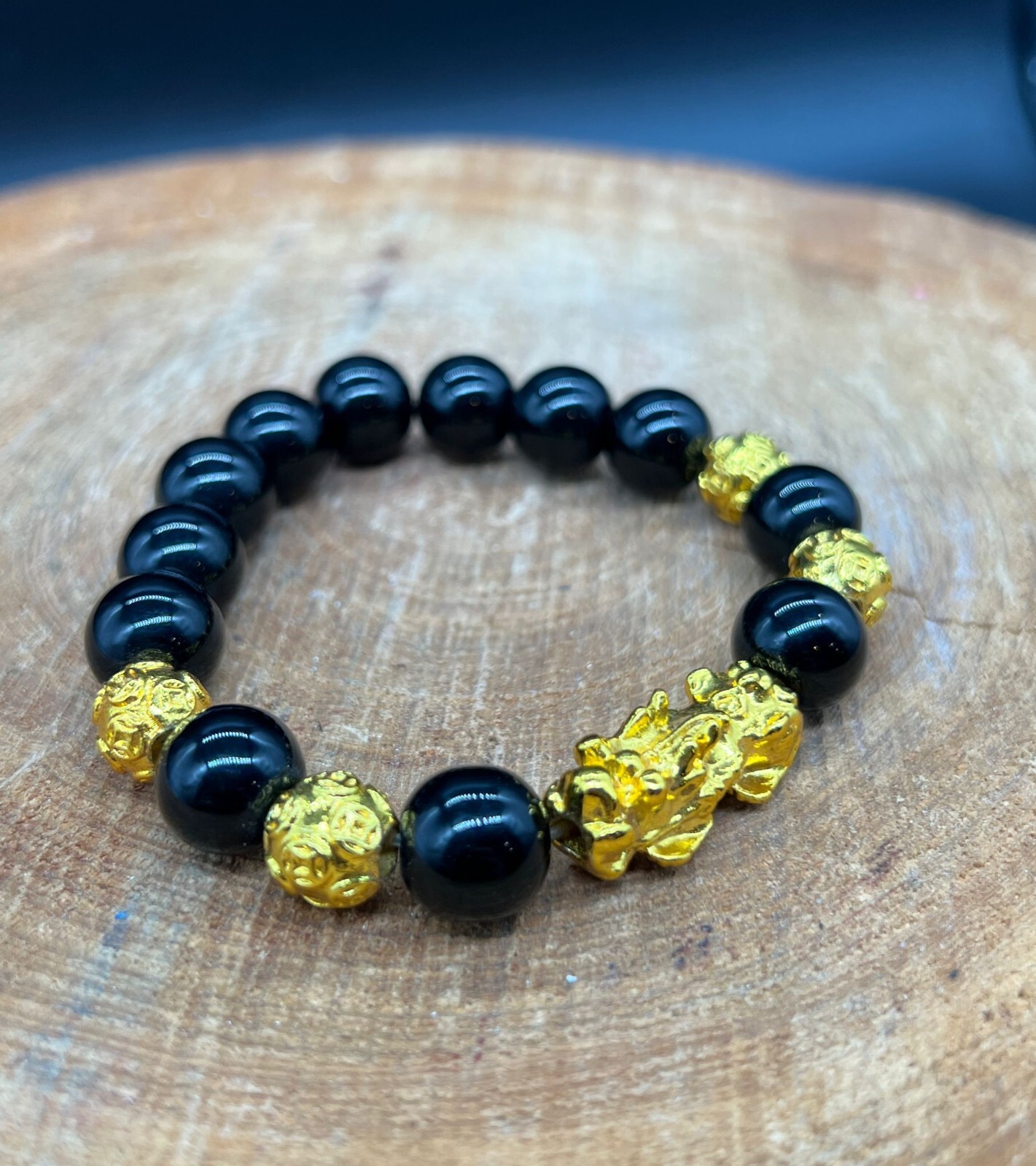 Gold Pixiu Charm Black Stone Beaded Spiritual Lucky Brave Bracelet for Wealth