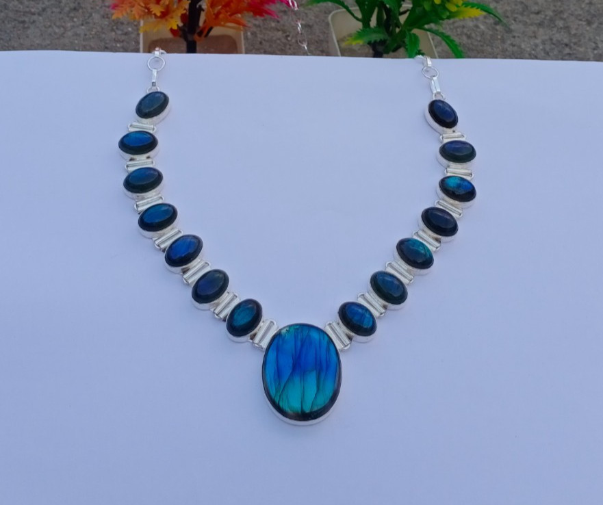 Natural Labradorite Gemstone 925 Sterling silver Handmade Necklace Jewelry