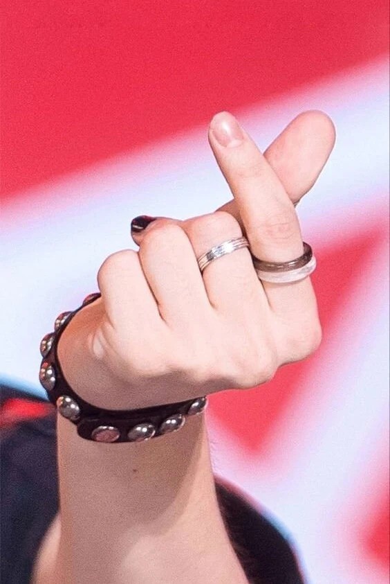 2pc Transparent Multicolor Rings Stray Kids Hyunlix Acrylic Ring Set Size 6.5 US