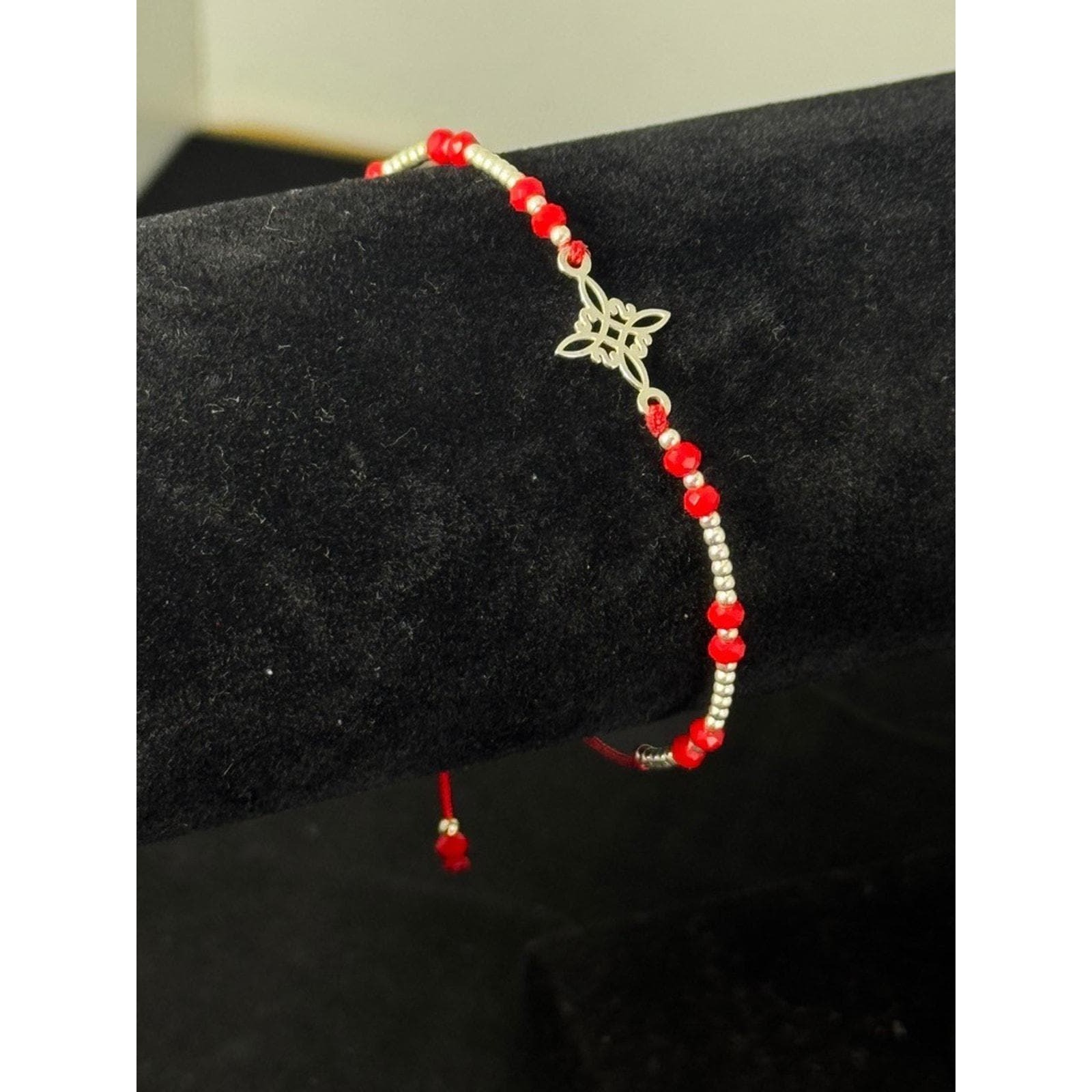 Red String Kabbalah Bracelet Celtic Knot Charm Silver Beads Adjustable