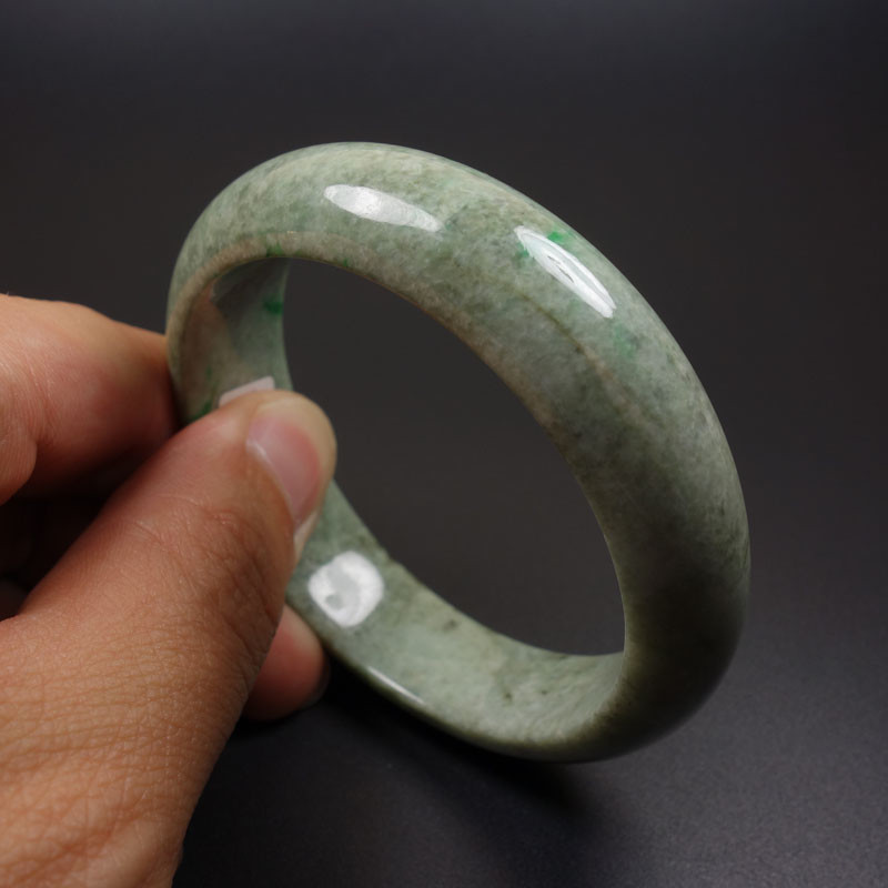 59mm Certified Grade A 100% Natural Green Jadeite Jade Bangle Bracelet Z7021
