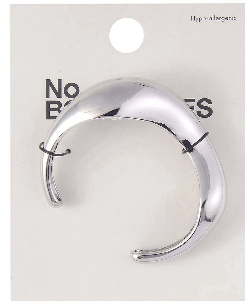 No Boundaries Silver Tone Wavy Domed Cuff Bracelet NWT Modernist Sculptural