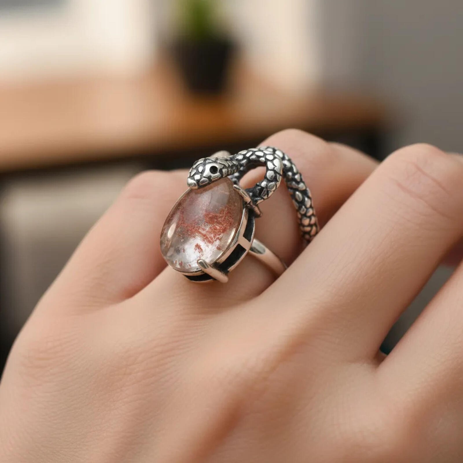 Vintage Snake Ring Sterling Silver Red Quartz Gemstone Jewellery UK O 1/2 US 7.5