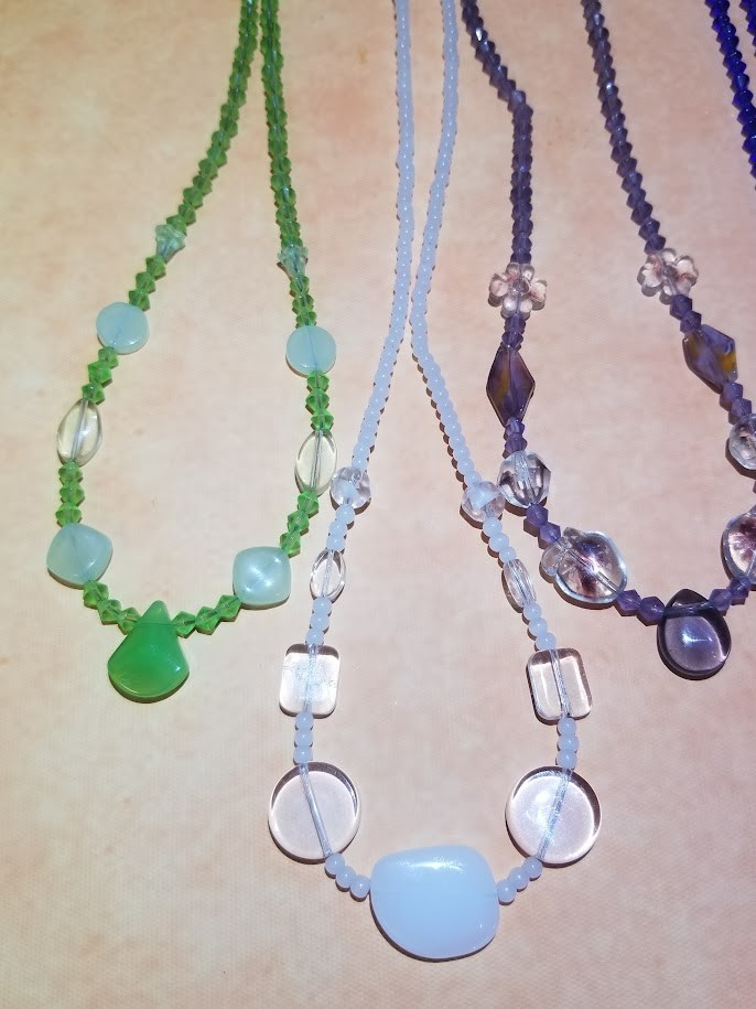 Multicolor Beaded/Glass Bead Necklace Bundle Lot- Green/Brown/Blue/White/Purple