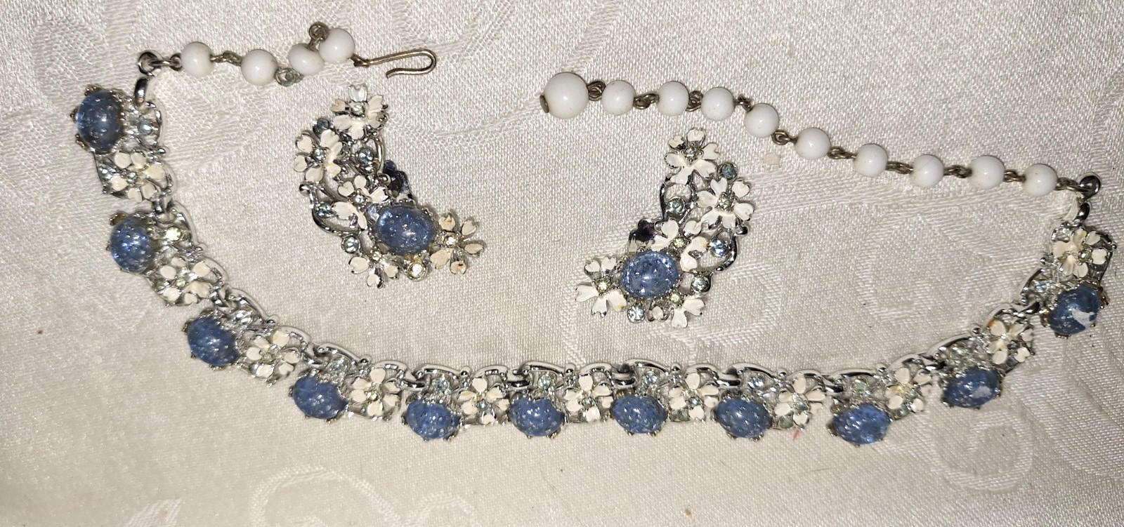 VINTAGE SIGNED LISNER EARRINGS & NECKLACE & PEARL & RHINESTONE SETS $49.99