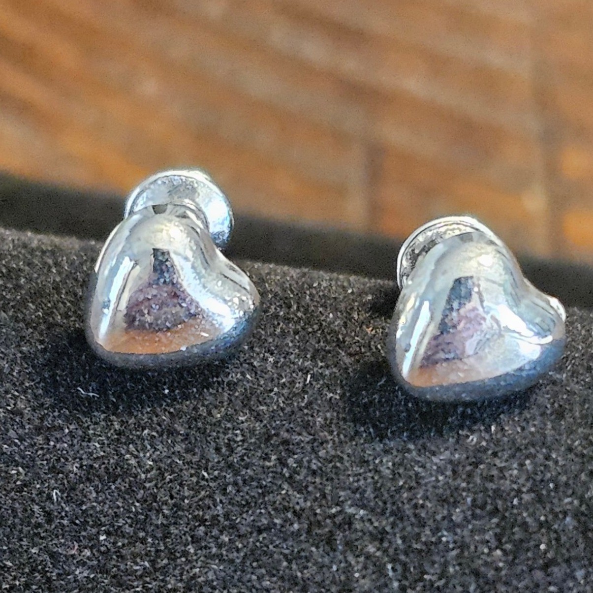 NEW Heart Stud Earrings Minimalist Jewelry Simple Chic Everyday Wear