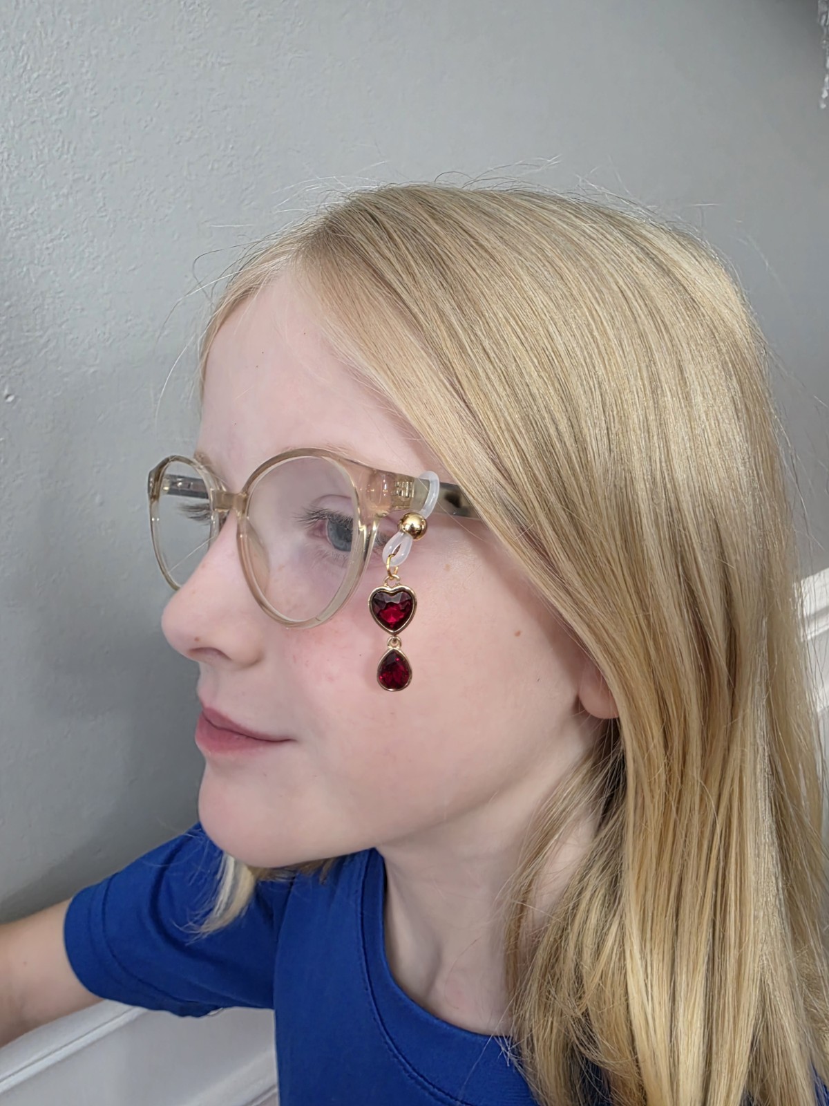Handmade Eyeglass Charm – Ruby Heart Dangle