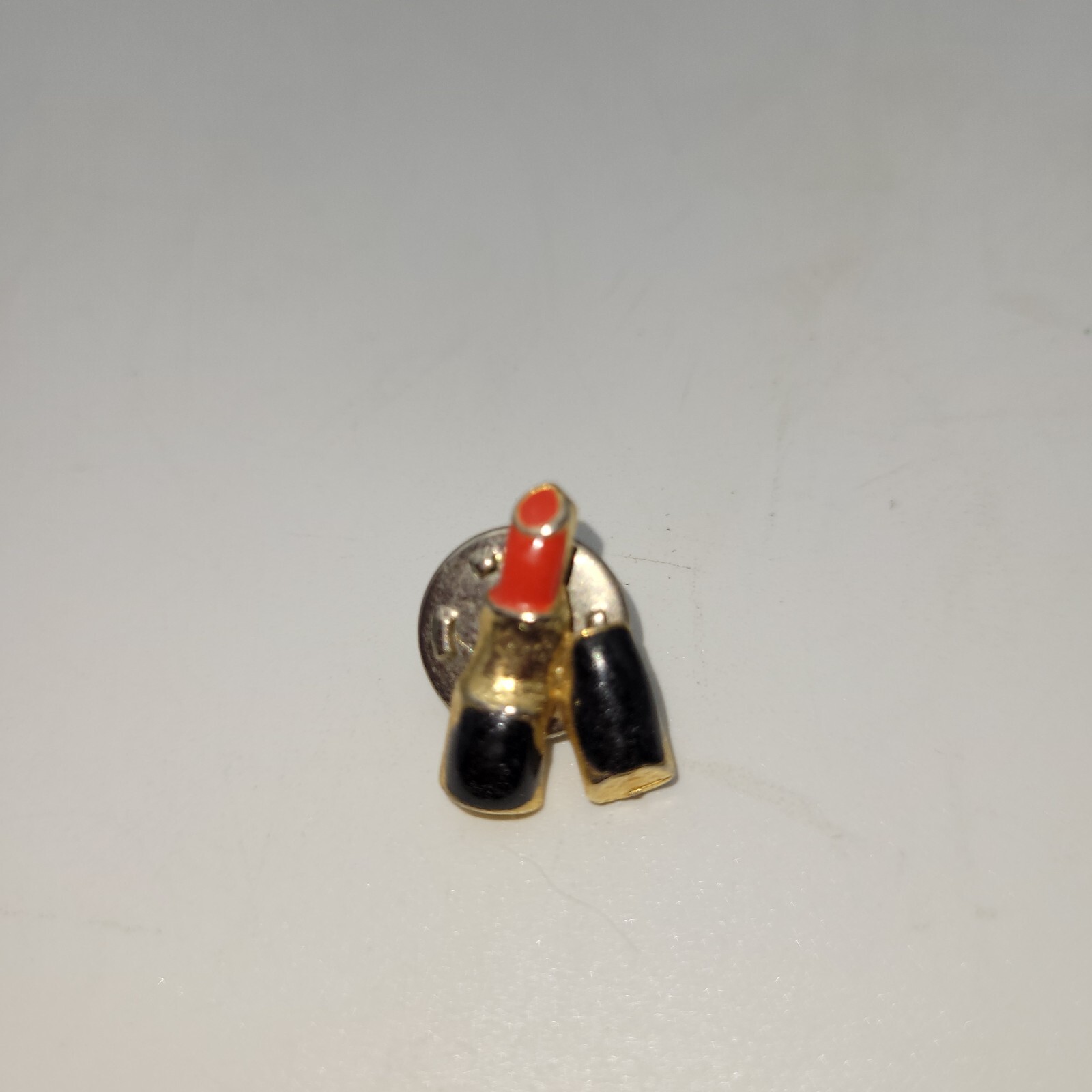 Pin Lipstick Lapel Pin