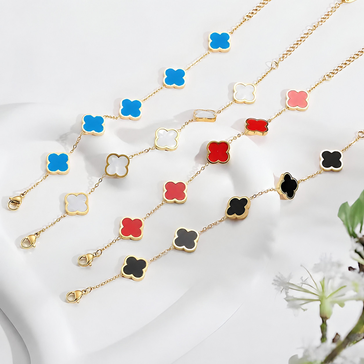 18K Gold Plated Clover Lucky Bracelet for Women White/Black/Red/Flower Four Leaf