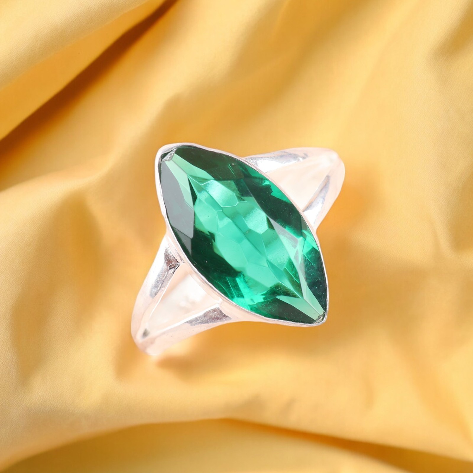 Lab-Created Emerald Green Gemstone 925 Sterling Silver Ring All Size For Gift DF