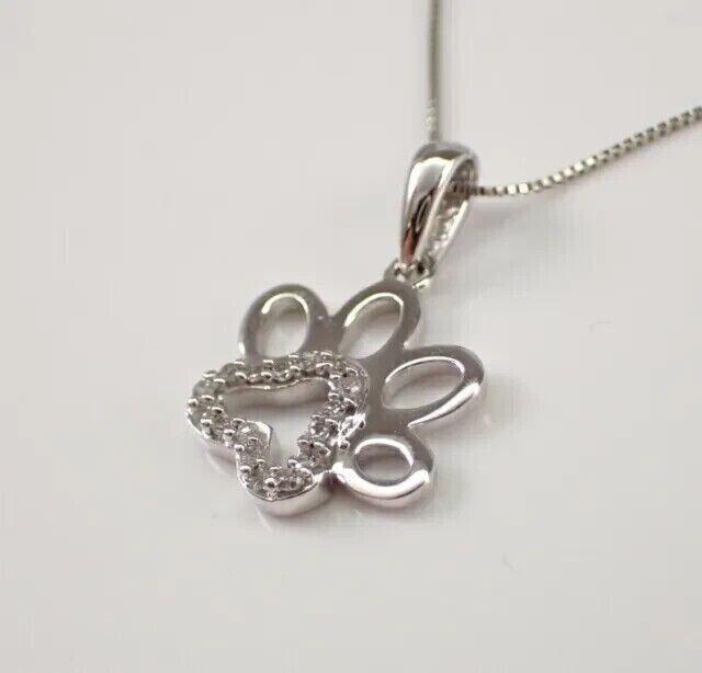 Round Cut Simulated Diamond Women’s Stunning Paw Pendant 14k White Gold Plated