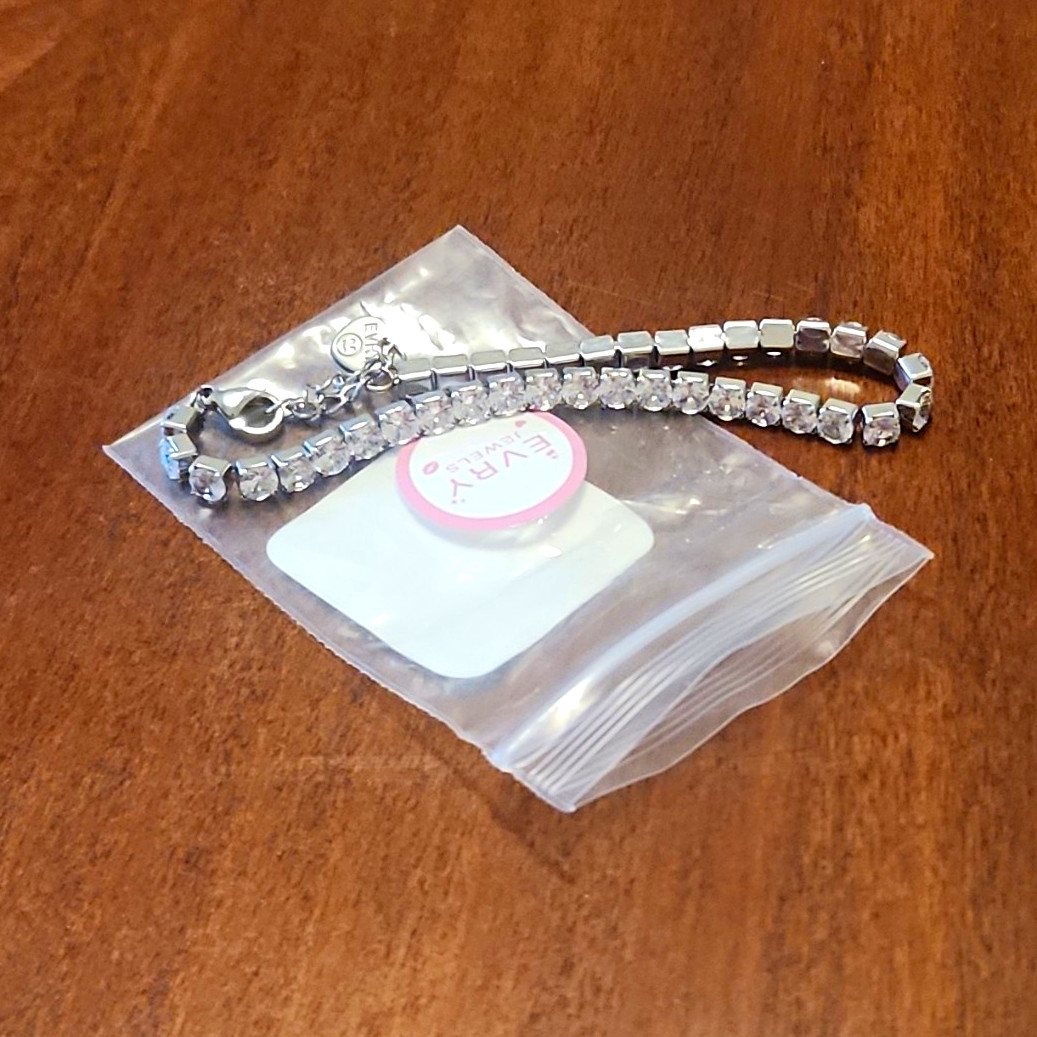 Silver Tone Crystal Tennis Bracelet Round Clear Stones Prong Set Lobster Clasp