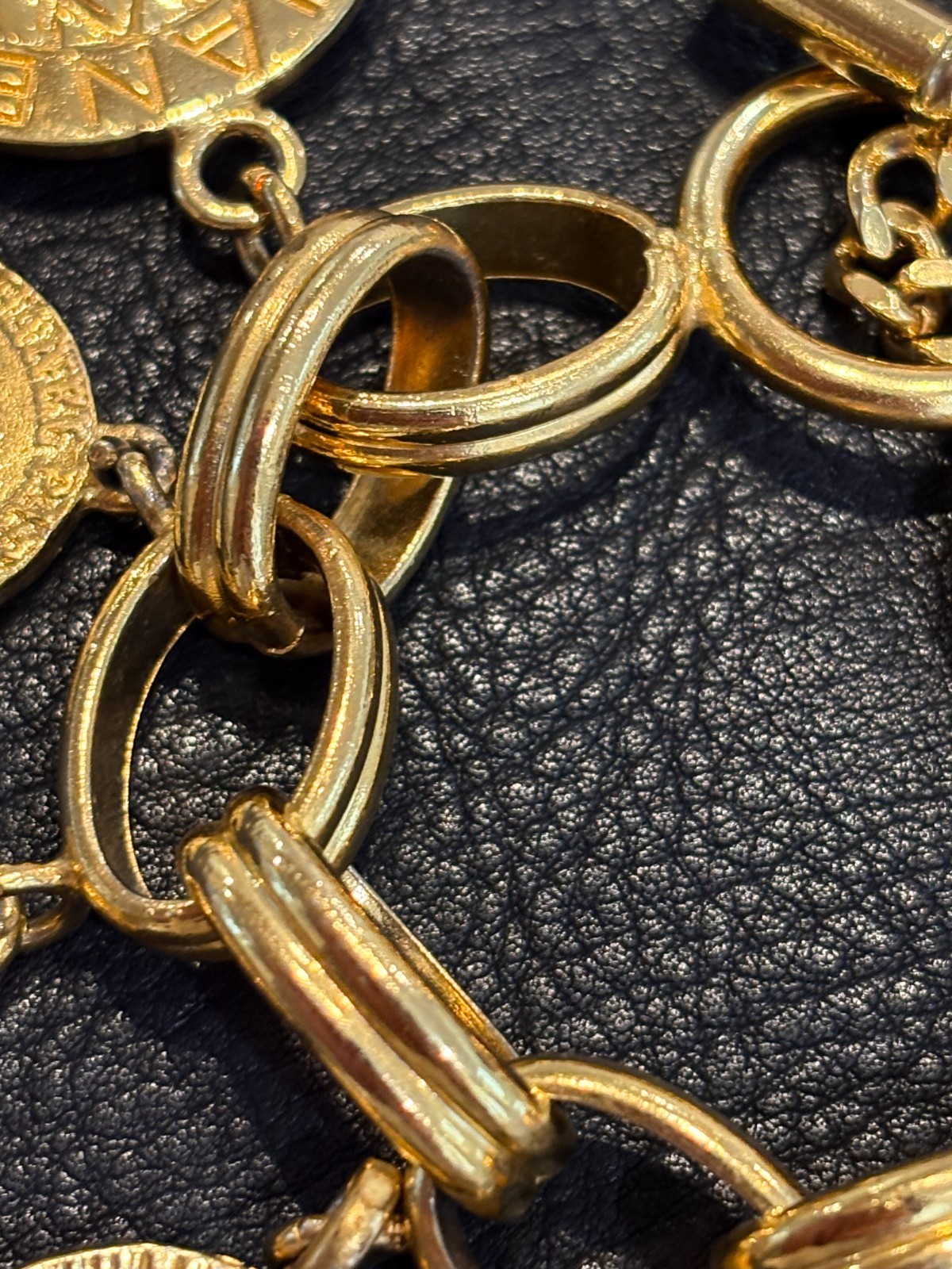 CHANEL Bracelet Bangle AUTH Coco Mark chain Logo Vintage Rare GOLD Icon 28 F/S